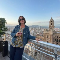Julie Charlton Email