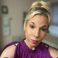 Nicole Lang