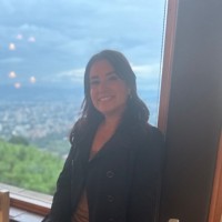 sushi maki Employee Pamela Hernandez's profile photo