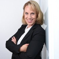 Carolin Schlachter Email