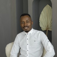 Akashinga Employee Bukhosi Khumalo's profile photo