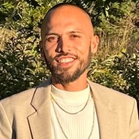 DE-YAN Employee Bryon Naputi's profile photo