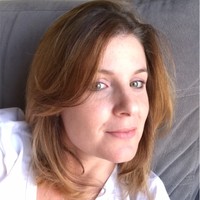 Carolina Alves de Sa Freire Email