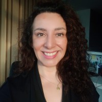 Loreto Prieto Morales Email