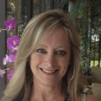 Leslie Michiel Email & Phone Number