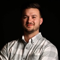 Derek McKenzie Email & Phone Number