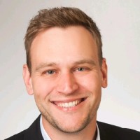 Lars Hüttermann Email