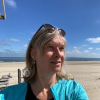Sigrid Posthuma Email & Phone Number