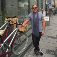 Private Label Extensions Employee Monti Kyle's profile photo
