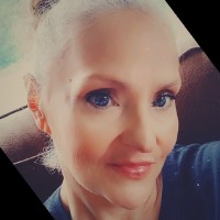 Lisa Quintero Email & Phone Number