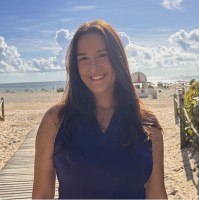 Fabiana Lander Email & Phone Number