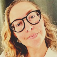 Anna Troglin Email & Phone Number