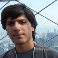 Iván Muccini Email