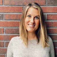 Everlane Employee Sara Derr's profile photo