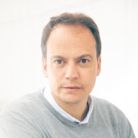Walter Viggiano Email