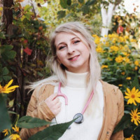 Haley Hanson Email & Phone Number
