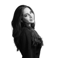 avra Employee Athena Shiravi's profile photo