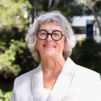 Roberta Crouch Email & Phone Number