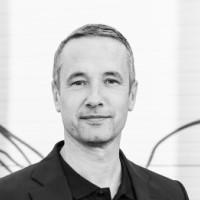 Elias Kvalvik Email
