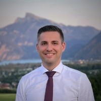 Daniel Jahn Email