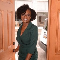 Dierra Brown Email & Phone Number