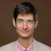 Oliver Lampert Email