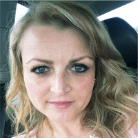Yelena Pinchuk Email & Phone Number