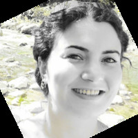 Eda Çelik Email