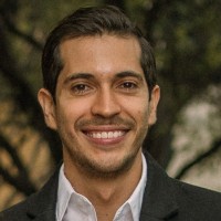 Edgar Mora Email