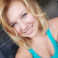 Melanie Henderson Email