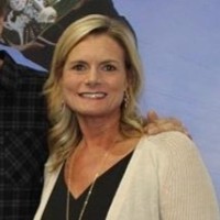 Treats Unleashed Employee Lynna Sherman's profile photo