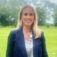 E-mail e número de telefone de Luisa Bartorelli