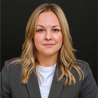 Julia Öster Email & Phone Number