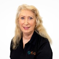 Linda Hosking Email