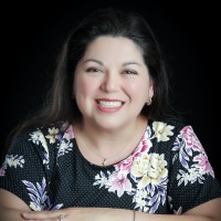 Elizabeth Vazquez Email & Phone Number