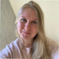 Silvia Kinger Email
