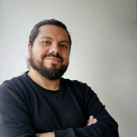 Paulo Villarroel Email