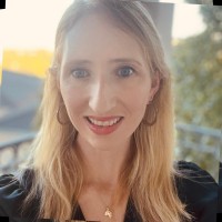 Adinda Preller Email