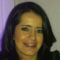 Priscila Avelar Email