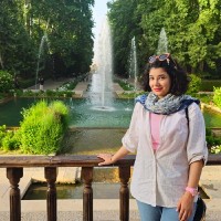 Farahnaz Zarrinnam's profile photo