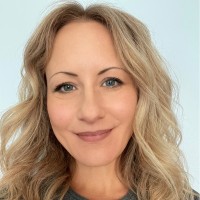 Network Connections Employee Amanda Makarevich's profile photo