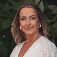Sandra Vesa Email