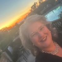 Taylor R Fox Email & Phone Number