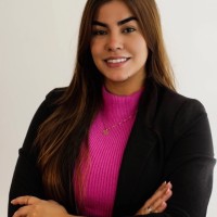Manuela Monteiro de Andrade Email