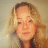 Georgie Winfield Email
