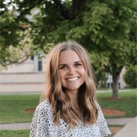 Clean Simple Eats Employee Lindsee Brian's profile photo