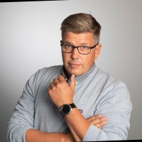Henry Keihäs Email & Phone Number