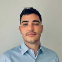 Lucas Pereira Email