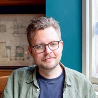 Max Lindström Email