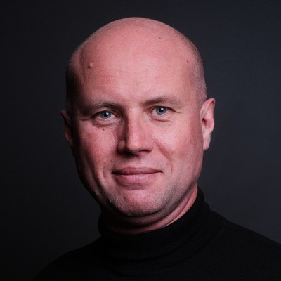 TheOnlineCo. Employee James Parnwell's profile photo